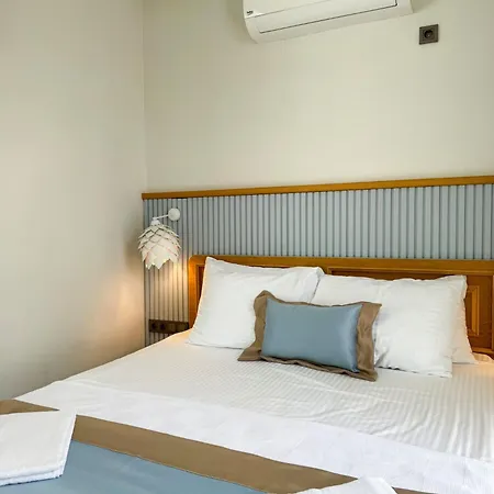 Wind Alasata Hostel Çeşme