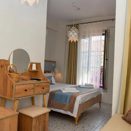 Wind Alasata Hostel Çeşme